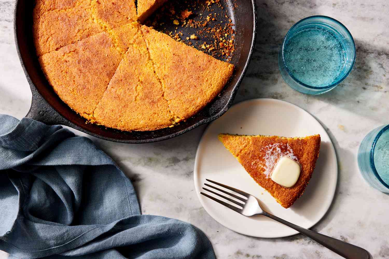 Why Southern Skillet Cornbread Skips the Sugar: A Regional Staple